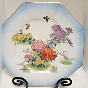 Vintage Japanese Yamaji Hexagonal Plate-Beautiful Chrysanthemums & Butterflies
